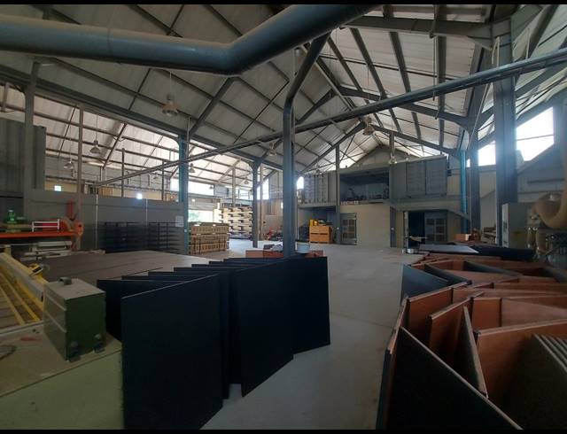 3,225M² INDUSTRIAL YARD FOR SALE IN KIRKNEY